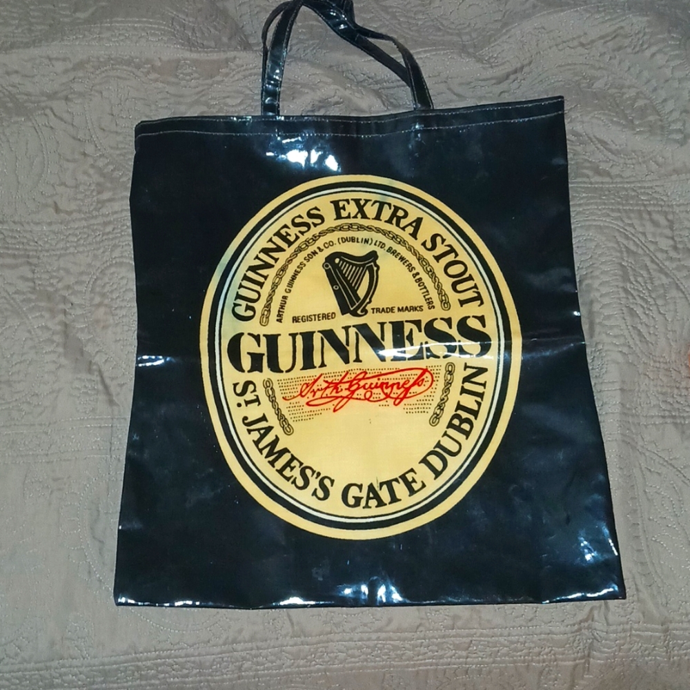 Vintage Guinnes plastic tote bag.